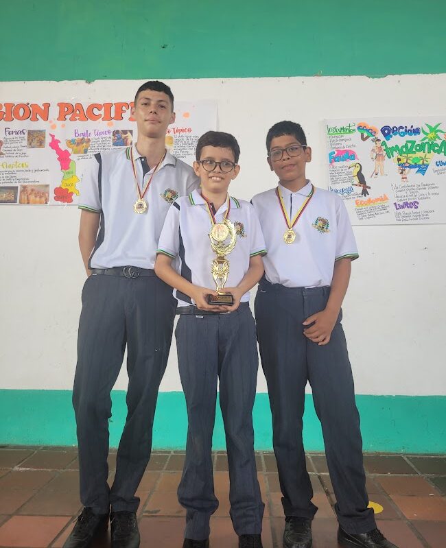 GANADORES DEL I CONCURSO DE AJEDRES